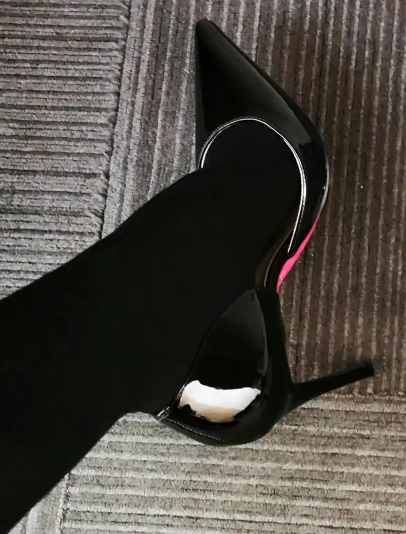 极致的红底厚黑美学#高跟鞋