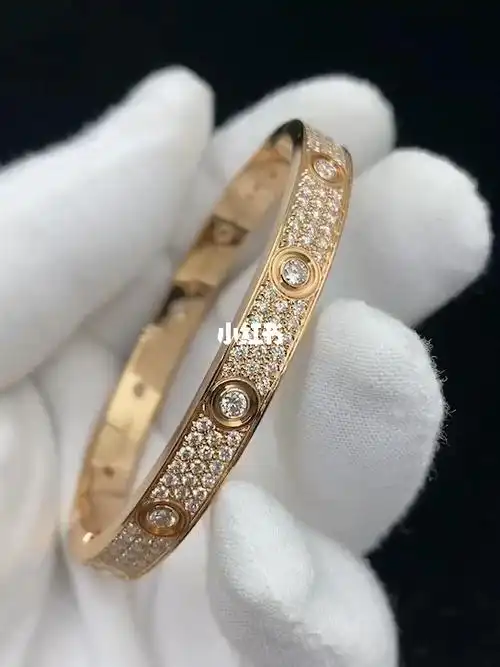 卡地亚love系列满钻带主钻满天星手镯
