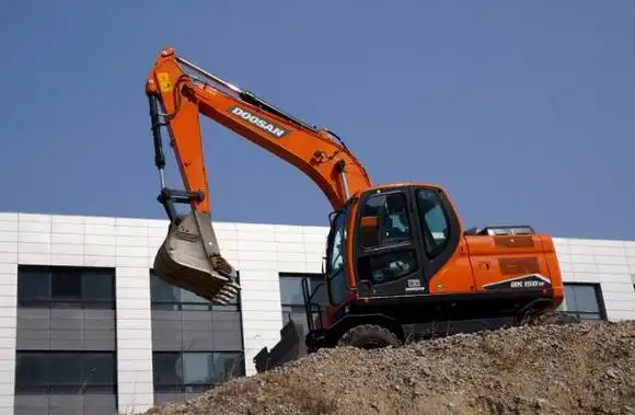 挖掘机维修推荐:张家界神钢挖掘机维修公司/2023省市县 乡镇 派 送保