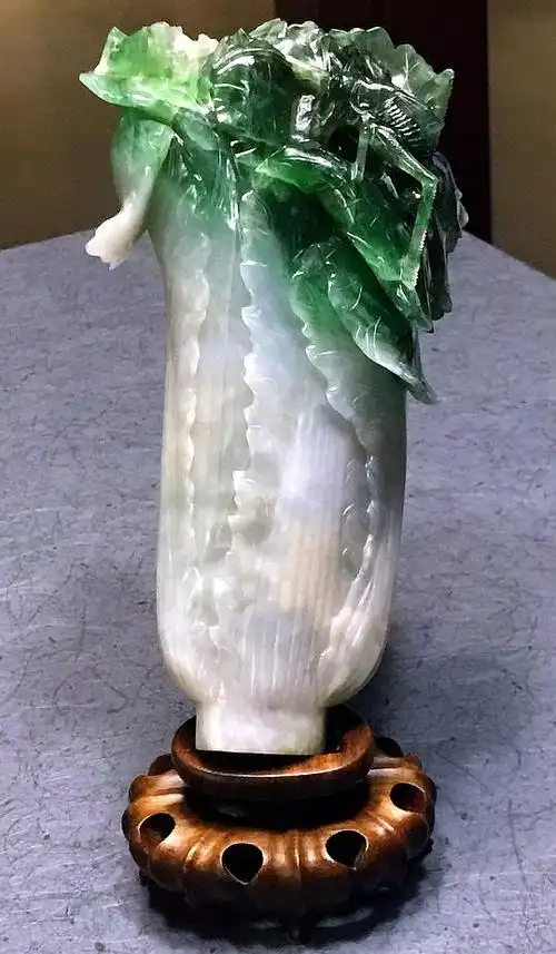 清 翡玉白菜 (台北故宫博物馆)