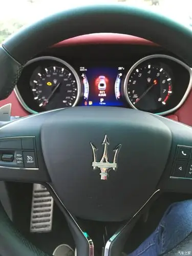 终于有了自己的爱车玛莎拉蒂ghibli