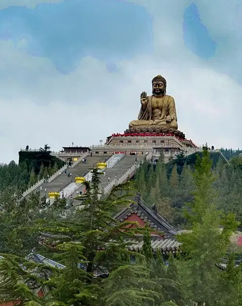 南山大佛佑平安