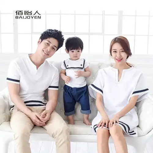 家装高端亲子装一家三口全家福洋气母子婴儿包屁衣拍照连身衣学会这几