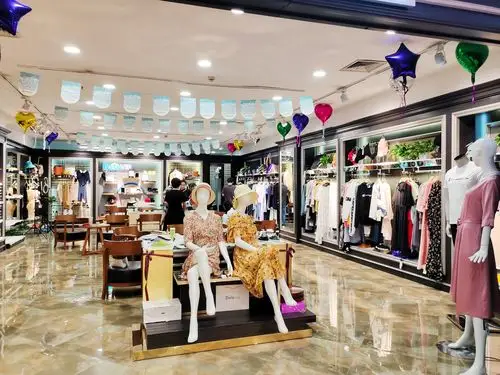 朵拉之美,时尚之最——2020中国服饰巅峰盛典暨朵拉试衣间沈阳旗舰店