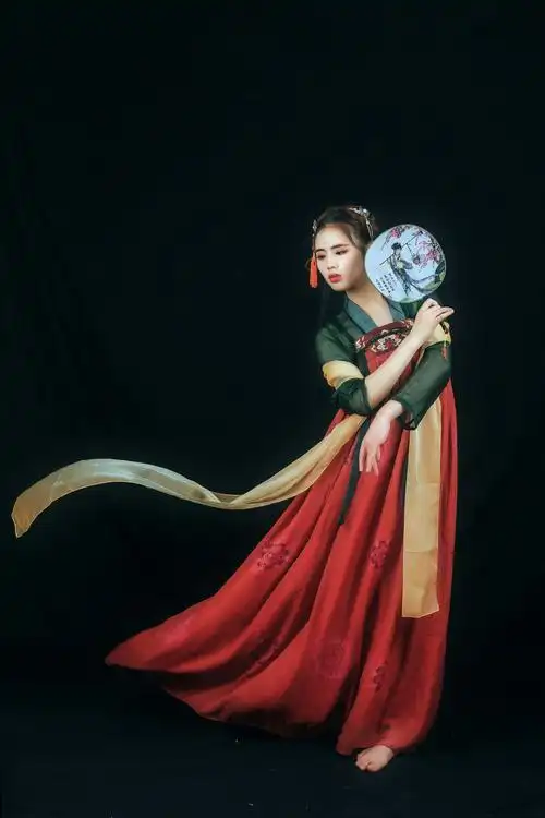 出镜#琦懿舞蹈#古风#仿工笔#摄影#飘逸