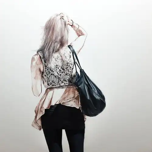 西班牙艺术家 marc figueras 的- 漂亮背影