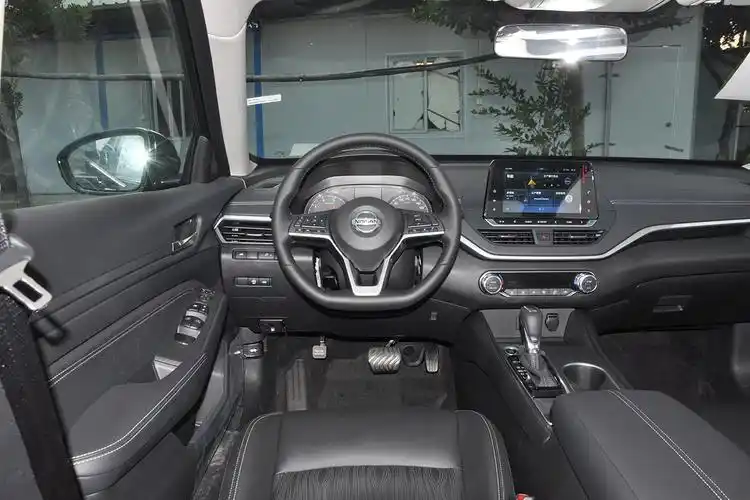 2020款天籁2.0l自动xl舒适版