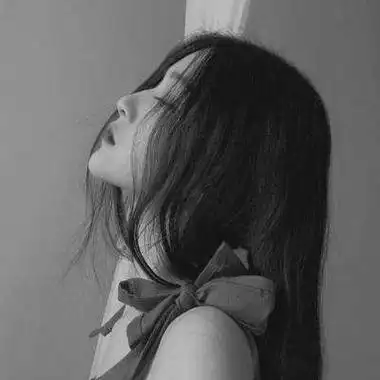 2018最新黑白头像女生冷酷霸气个性伤感的女生yy头像精选