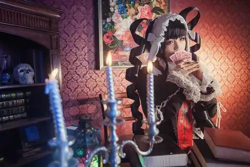 《弹丸论破》塞蕾丝缇雅cos