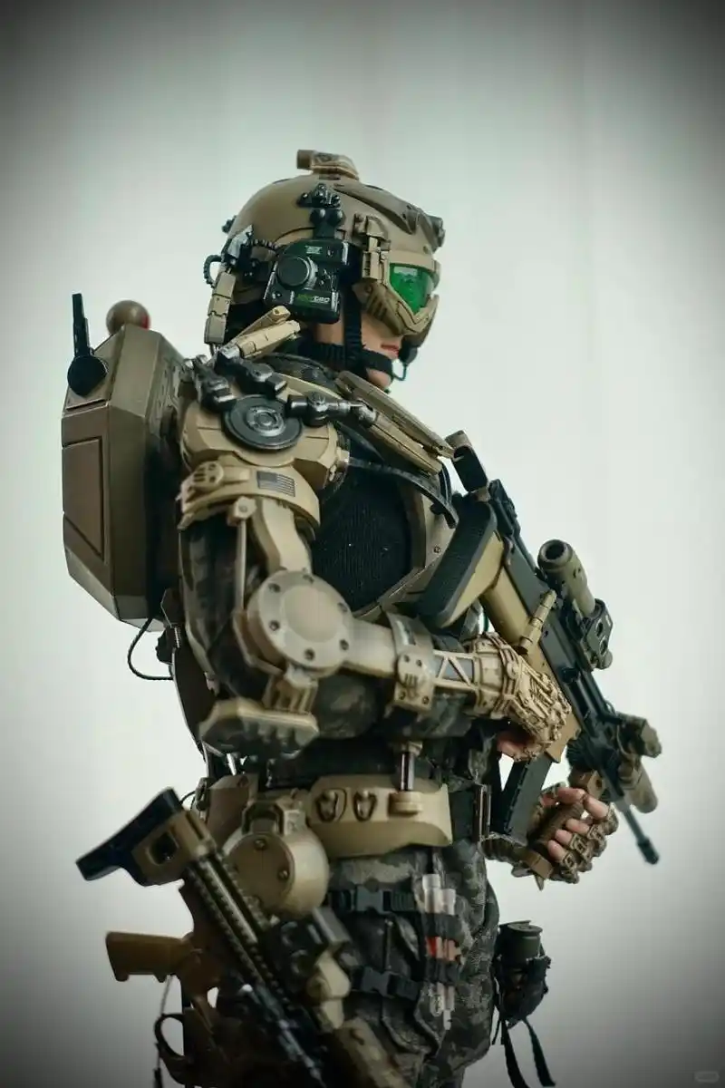 单兵外骨骼装甲服 soldierstory  单兵外骨骼装甲服 原型机-01