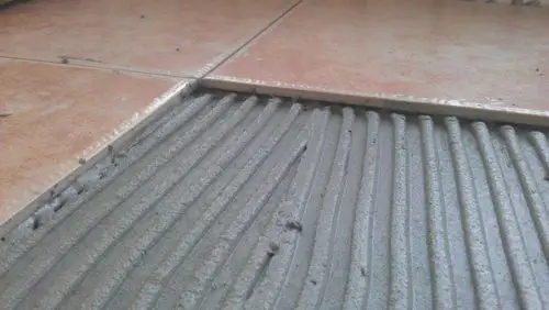 瓷砖胶施工过程的三误区-绿舟砂浆