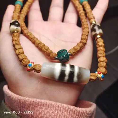 藏区柏香籽搭配小年份天珠