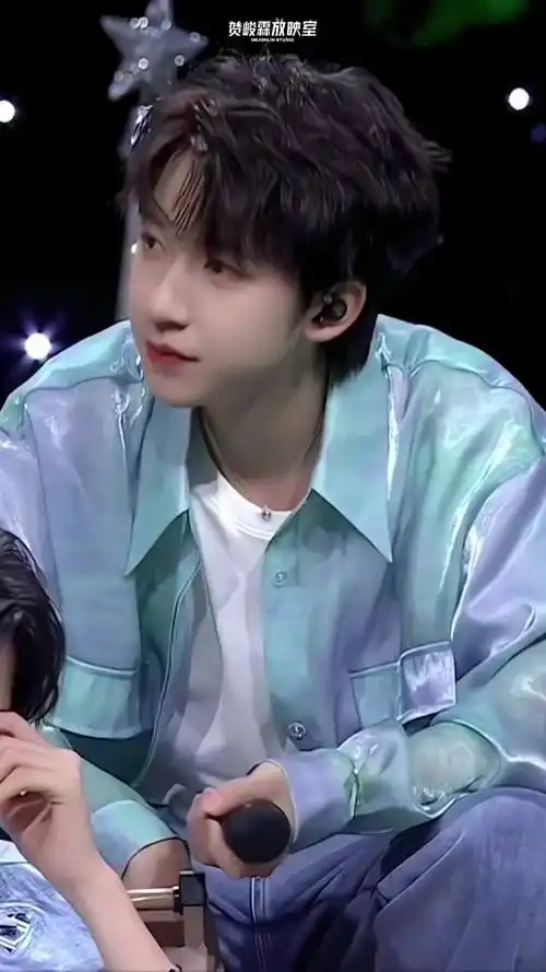 我的母爱你的战利品贺峻霖贺峻霖的月光客栈dou小助手