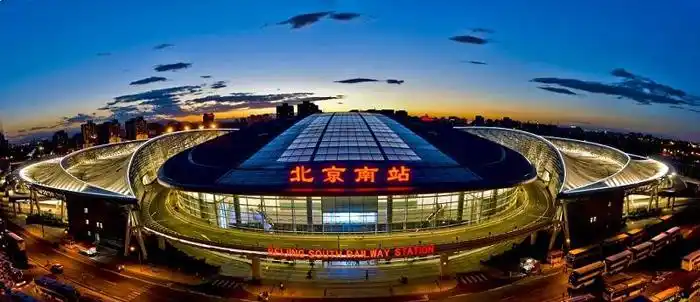 北京火车南站工作人员配备得胜e180m扩音器