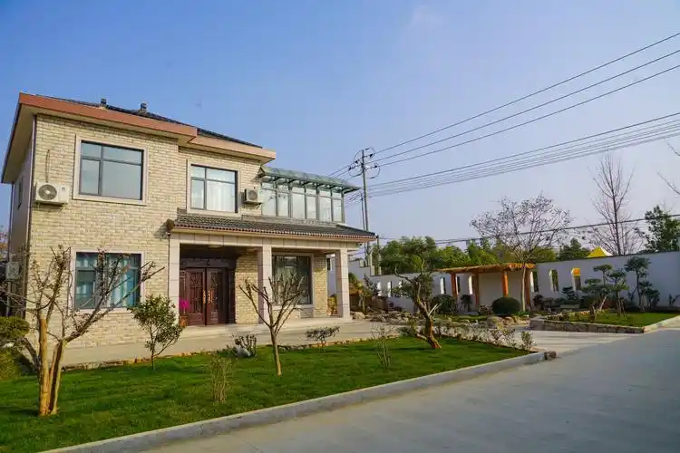 第四届美丽乡村秀美庭院范洪福家庭四星级