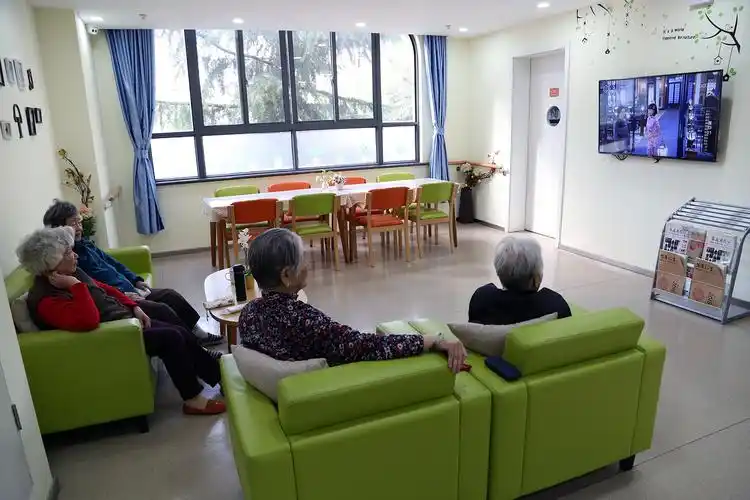 社区养老:从适老化设计到融入社区