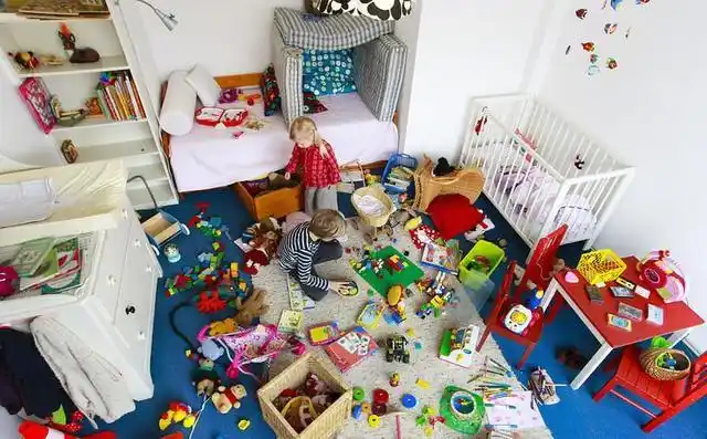 孩子玩具堆成山?还忍不住想买?警惕你的童年报复性补偿心理作怪