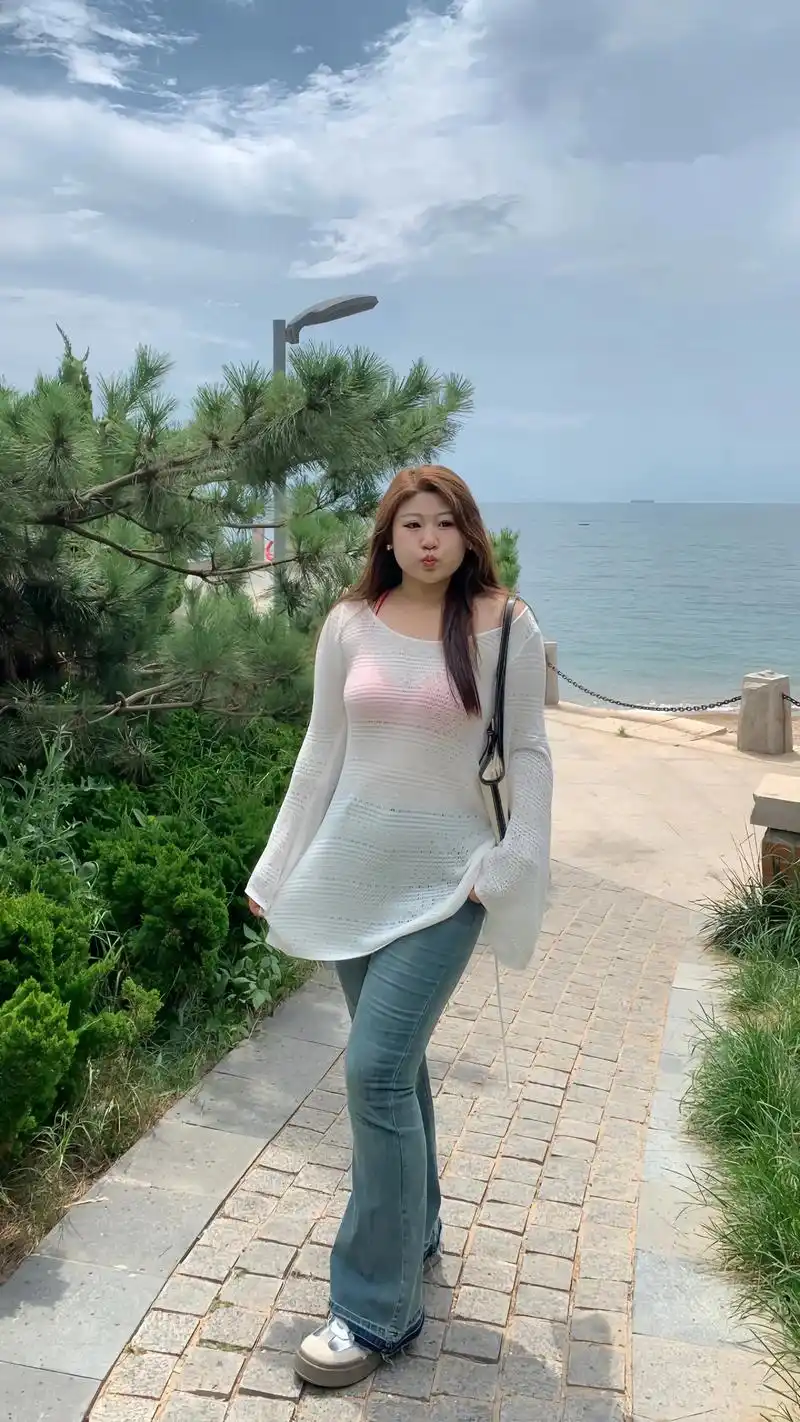 140斤微胖女孩大胆穿.#ootd穿搭 #140斤的女孩 # - 抖音