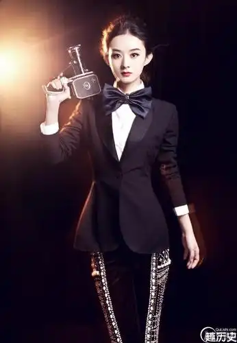 赵丽颖全新暗系大片酷帅十足不再小清新15