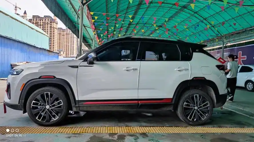 改色悬浮顶_长安cs55 plus车友圈_跑不快的小安_懂车帝