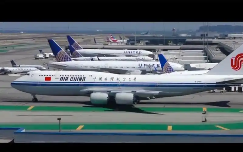 波音747 vs 空客a380-旧金山国际机场