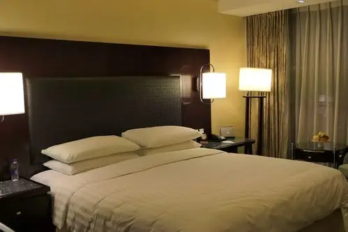 【西安香格里拉】早餐开到12点的豪华阁房间简报-国内酒店