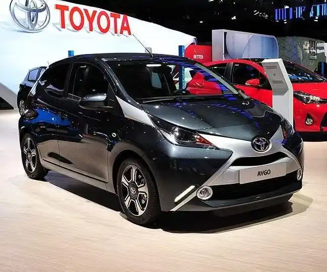 丰田微型车,1.0l发动机比摩托车还省油,油耗仅2.8升