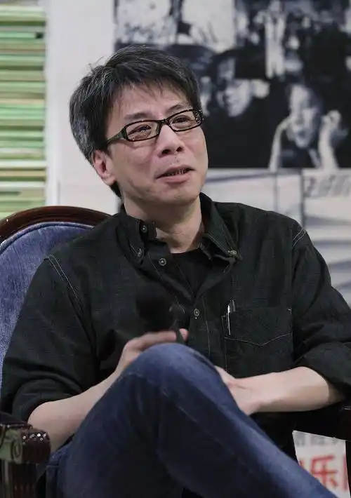 beyond 的成长离不开这个人,风格都是那么热情奔放