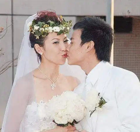 妻子的浪漫旅行相恋4年蔡少芬曾逼婚张晋要么结婚要么分手