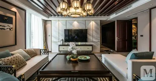 中式风格的代表是中国明清古典传统家具及中式园林建筑,色彩的设计