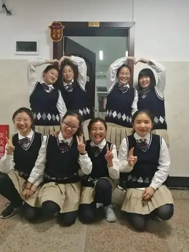 自理自立人人都是生活小能手绵阳中学英才学校2021年度学生生活技能