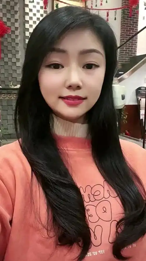 美女罗姣直播唱歌,欢迎大家观看