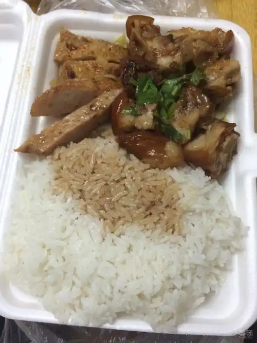 金牌隆江猪脚饭