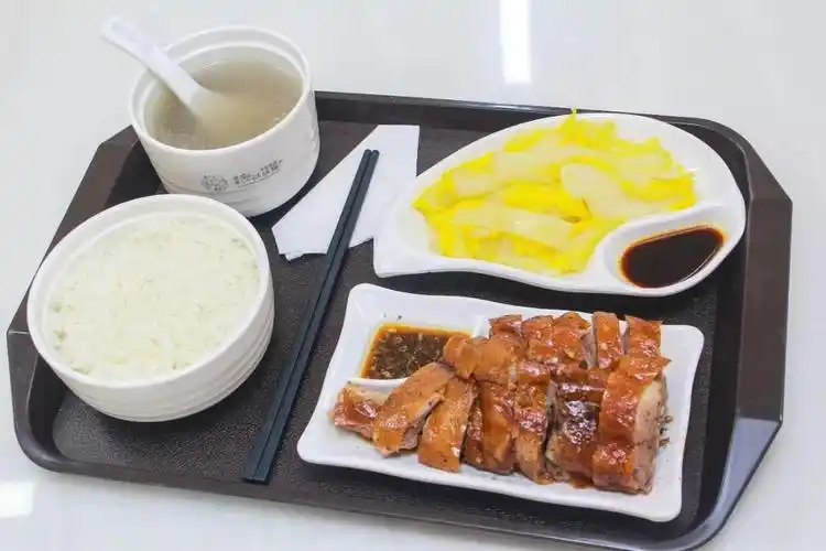 美团订餐专线▎这家横空出现江门街的五星出品烧腊快餐店外卖好评率48