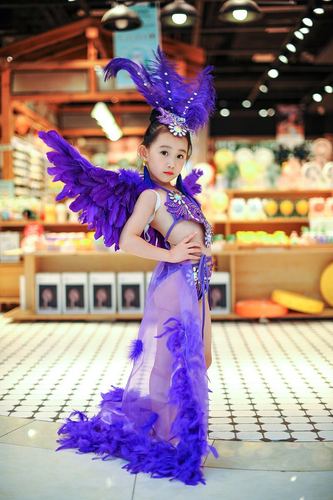 儿童舞台泳装走秀比基尼维密翅膀车模模特羽毛泳衣裤