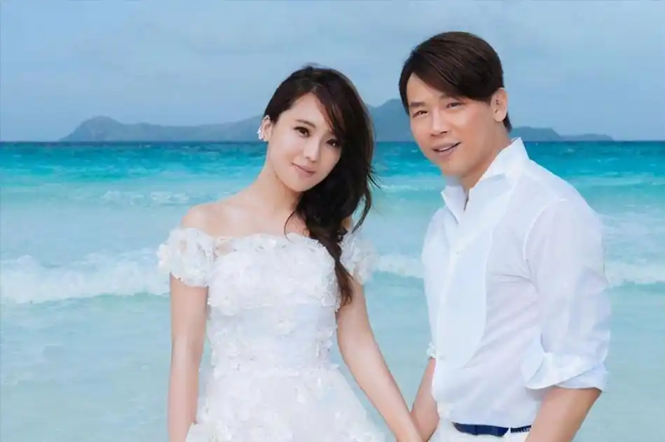 台媒曝知名女星长期霸凌大15岁老公,夺上亿房产,逼男方净身出户