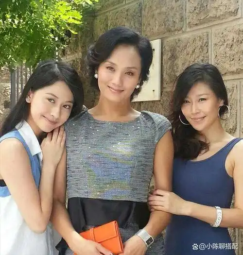 而提到李颖这个名字可能不是那么熟悉,但看到她的照片,提到她的角色