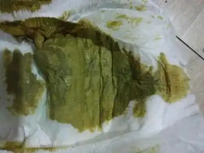 2个月宝宝拉绿屎像水一样,每天拉一到两次,吃了4天妈咪爱没有效果,怎