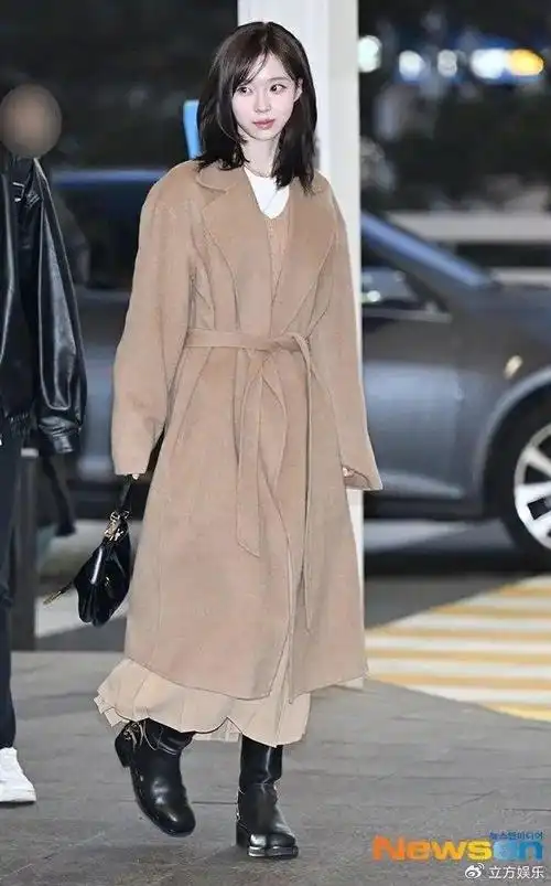 aespa金冬天美拉德风穿搭清纯温柔 韩剧女主既视感|拉德|韩剧|图释