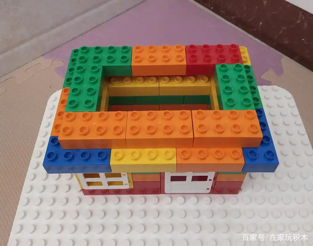 乐高大颗粒积木搭建作品之精美小屋