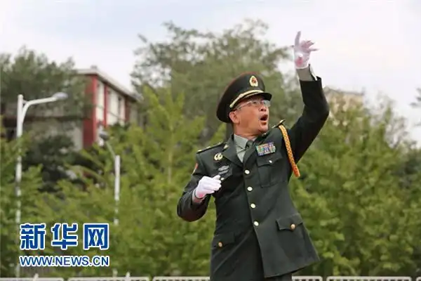 专访解放军合唱团总指挥:用歌声唱响阅兵序曲