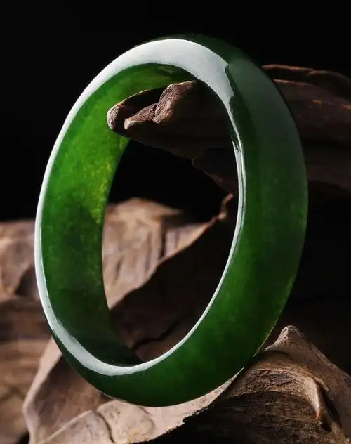 石英岩玉(俗称台湾玉)手镯(大号)