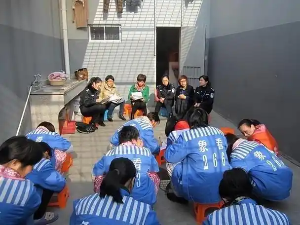 南京市江宁区一级看守所 早饭 :稀饭,馒头 文明号房:周三一个鸡蛋