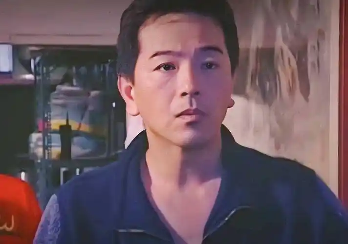 老戏骨张晨光的选择引起了社会的热议,也让我们看张晨光的人生经历