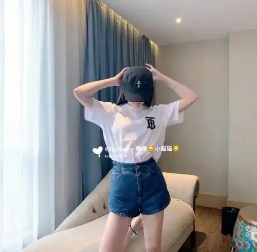 burberry黑白色tbt恤