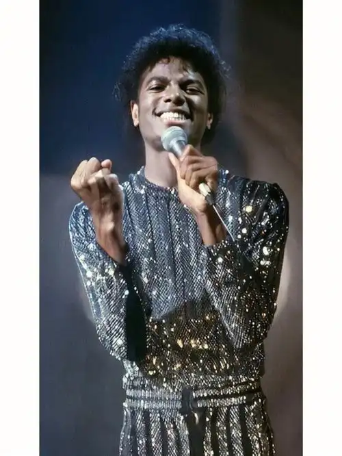 一组michael jackson演唱《rock with you》的美照