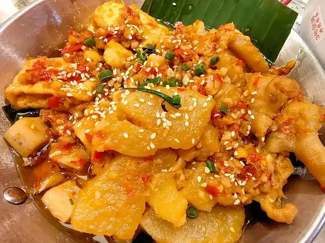 火烧云傣家菜五角场合生汇店