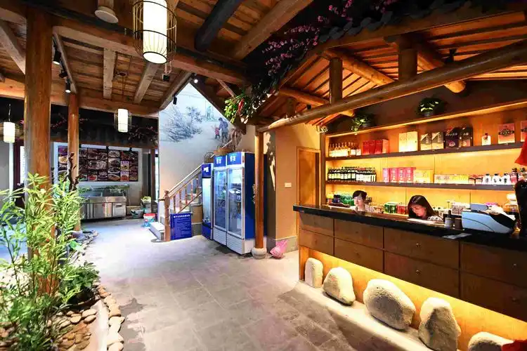 桐庐江南镇窄溪渔塘娘家饭店只做农家好味道!