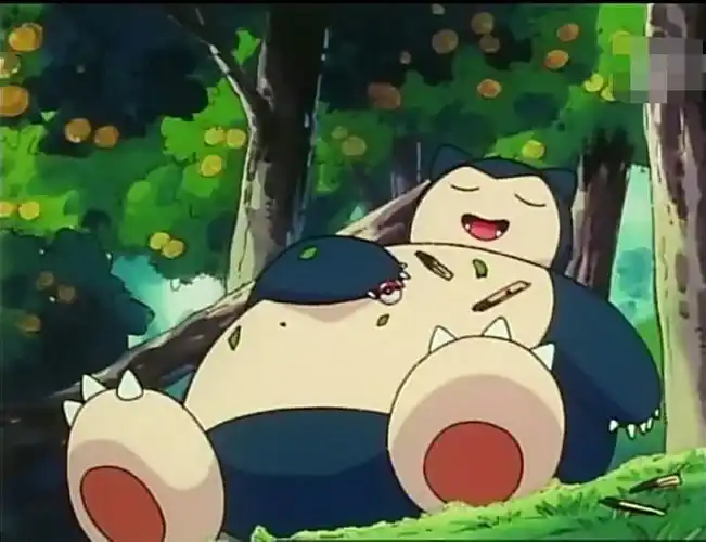 首先,大家应该还记得小智偶遇了两次卡比兽,而第二次则是通过歌神胖丁