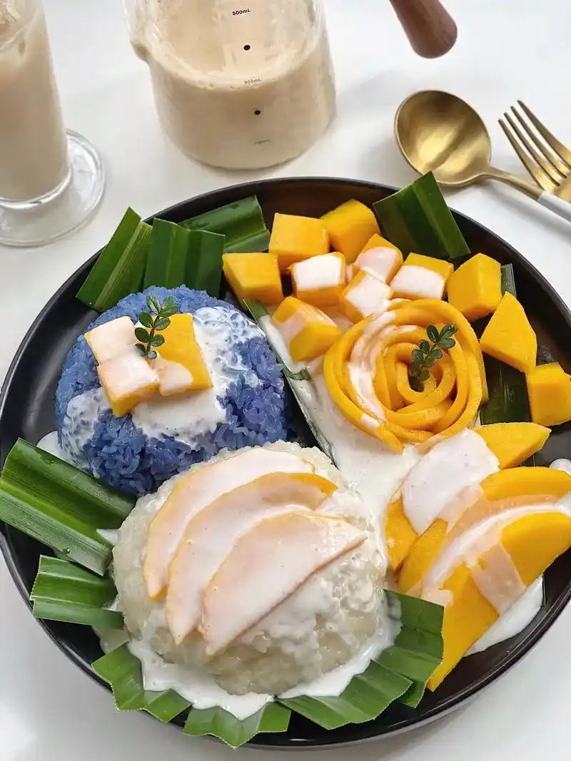 椰香双色芒果糯米饭03香甜软糯不输餐厅.